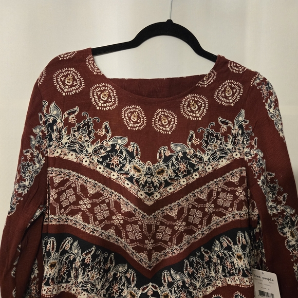 Free People Sz M Bohemian Maroon Pattern Deep V-back L/Sl  Blouse or Mini Dress - Picture 7 of 10